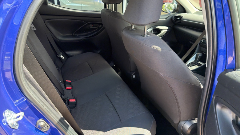 Toyota Yaris 1.5 Hybrid Icon 5dr CVT Hybrid Hatchback